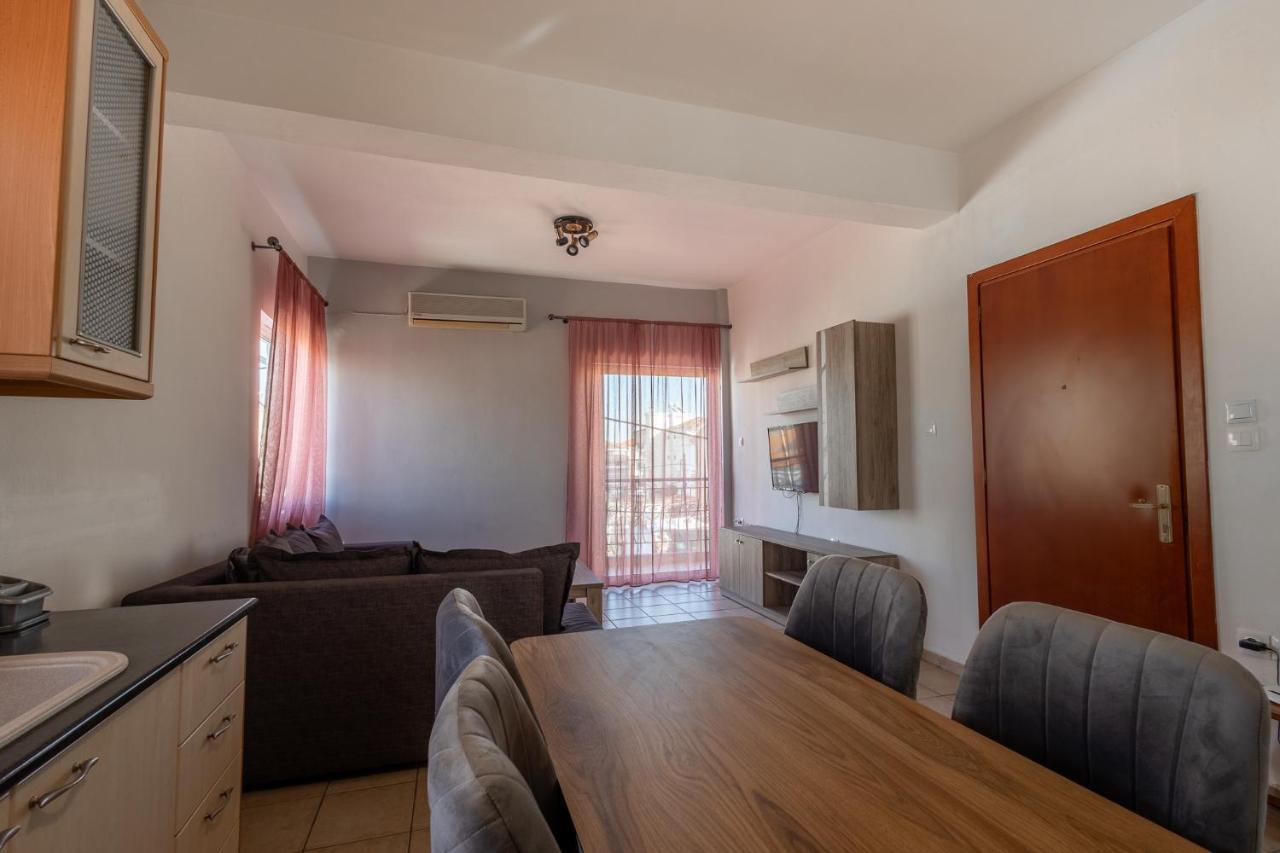 Deluxe Apartment La لاريسا المظهر الخارجي الصورة