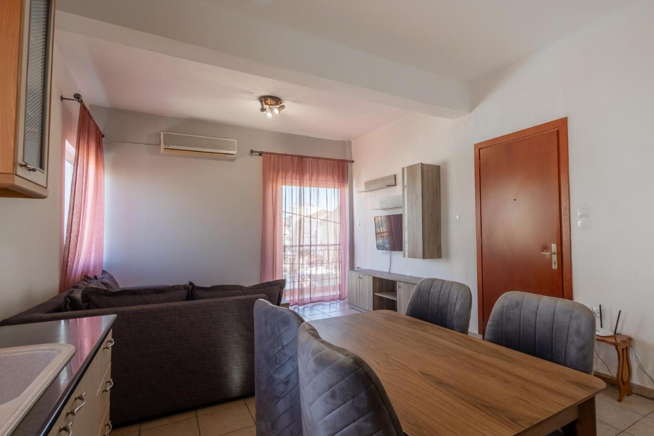 Deluxe Apartment La لاريسا المظهر الخارجي الصورة